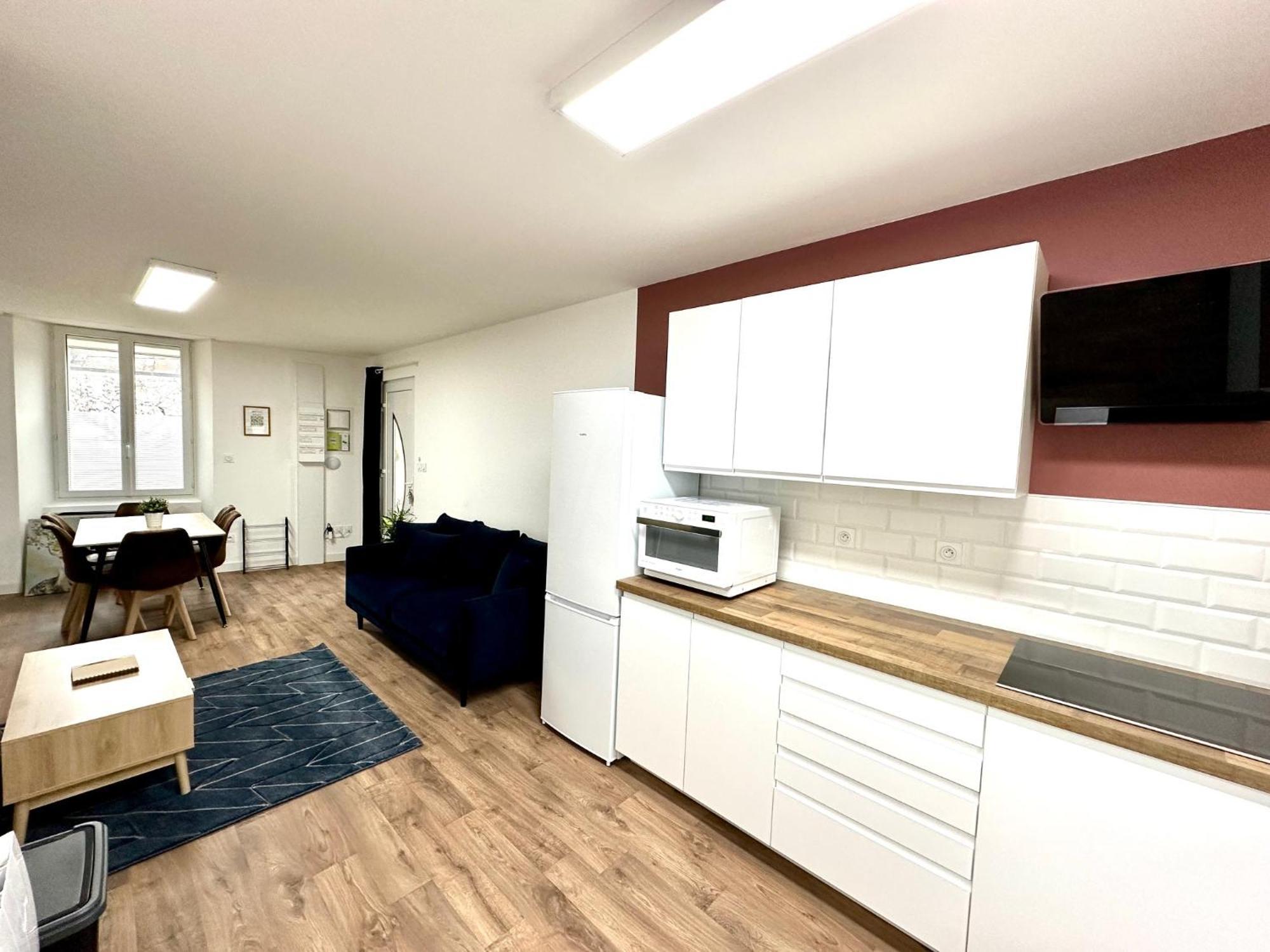 L'Equinoxe - Parking Prive - Zapart'Hotels Malesherbes Εξωτερικό φωτογραφία
