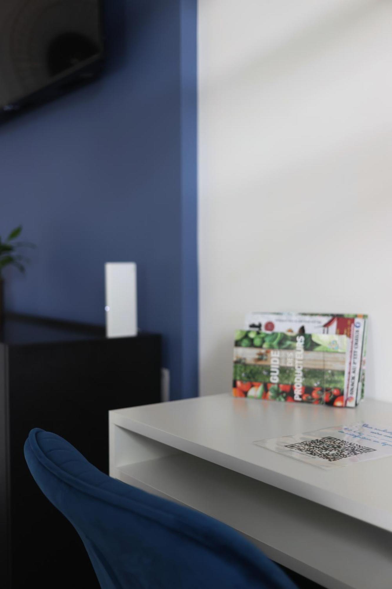 L'Equinoxe - Parking Prive - Zapart'Hotels Malesherbes Εξωτερικό φωτογραφία